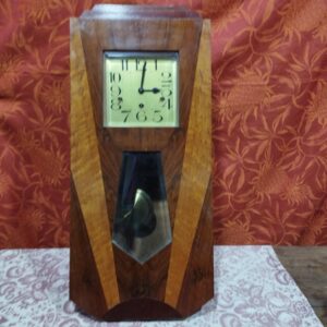 Ancien carillon 8 tiges 8 marteaux avec balancier et clé