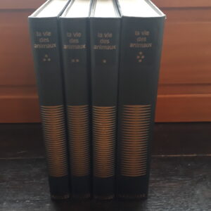 Collection Larousse : livres la vie des animaux   Grassé (Pierre-Paul) La vie des animaux.