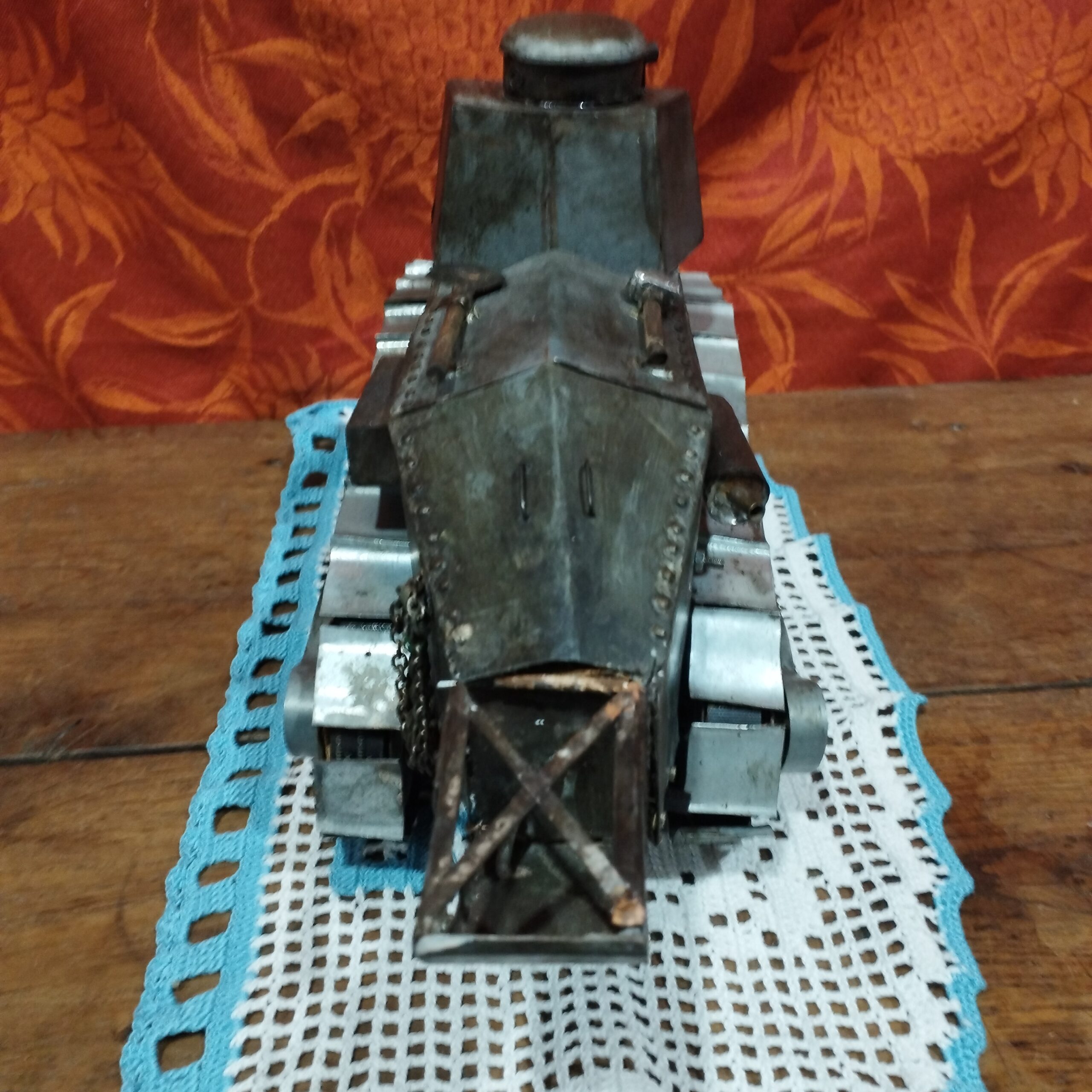 Collection Militaria WW1 objet unique tout métal: maquette de Char Renault FT-17 motorisé – Image 6